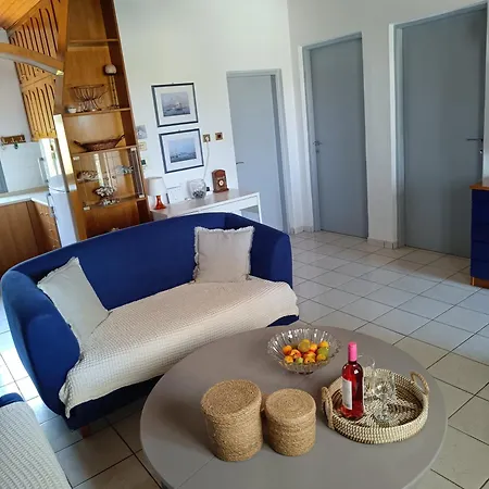 Mediterranean Tatil Evi *